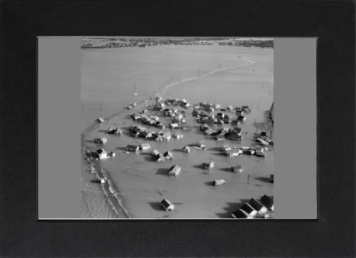 Gerahmter Druck : Küstenflut 1953 EAW048271