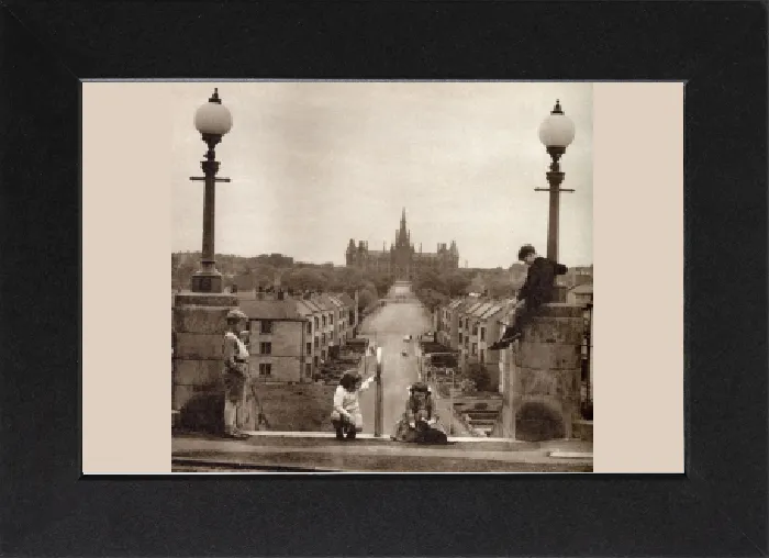 Gerahmter Druck : Ein Blick auf die Fettes College in Edinburgh, Datum: 1955 Gerahmter Druck : Ein Blick auf die Fettes College in Edinburgh, Datum: 1955