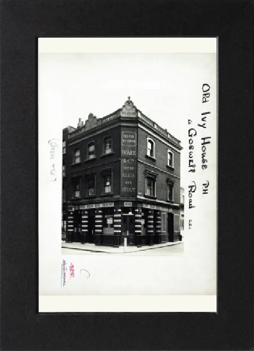 Gerahmter Druck : Bild des alten Ivy Houses PH in Finsbury, London Gerahmter Druck : Bild des alten Ivy Houses PH in Finsbury, London