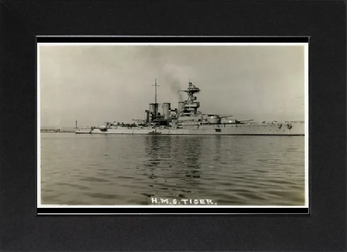 Gerahmter Druck : Rumpelstoss - Kriegsflugzeugträger der Royal Navy, Erster Weltkrieg Gerahmter Druck : Rumpelstoss - Kriegsflugzeugträger der Royal Navy, Erster Weltkrieg