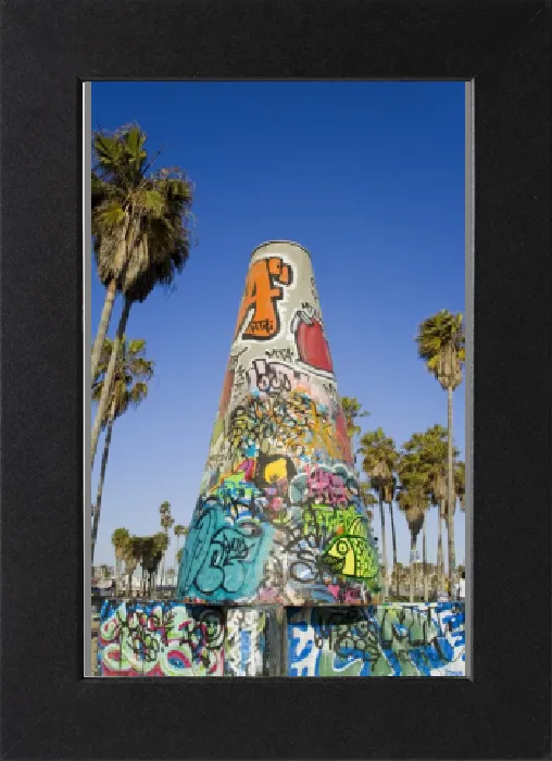 Gerahmter Druck : Kunstwerke an Wänden und legales Streetart auf der Venedigstrasse in Los Angeles Kalifornien Vereinigte Staaten von Amerika Gerahmter Druck : Kunstwerke an Wänden und legales Streetart auf der Venedigstrasse in Los Angeles Kalifornien Vereinigte Staaten von Amerika