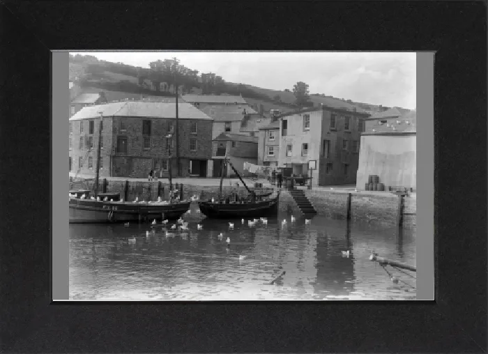 Gerahmter Druck : Hafen von Mevagissey, Cornwall. August 1927 Gerahmter Druck : Hafen von Mevagissey, Cornwall. August 1927