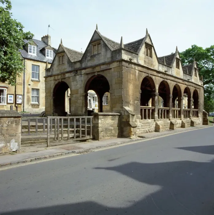Gerahmter Druck : Markt Halle, Chipping Campden K991574