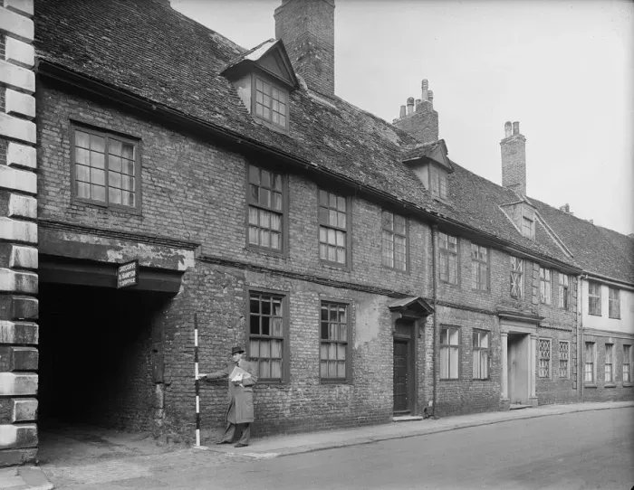 Gerahmter Druck : Brennhaus von Burnham in King's Lynn, Norfolk, England 1942 A42 / 03803 Gerahmter Druck : Brennhaus von Burnham in King's Lynn, Norfolk, England 1942 A42 / 03803