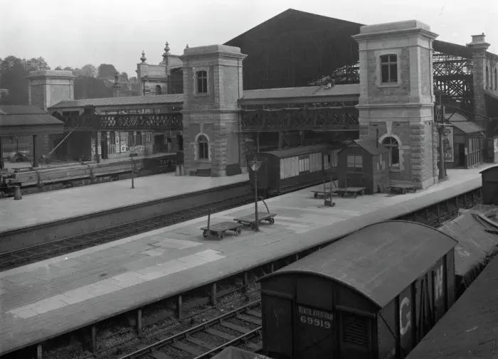 Gerahmter Druck : Exeter St Davids Bahnhof, Devon, um 1912 Gerahmter Druck : Exeter St Davids Bahnhof, Devon, um 1912