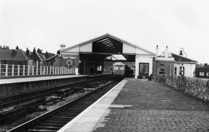 Gerahmter Druck : Exeter St Thomas Bahnhof, Devon, 1959 Gerahmter Druck : Exeter St Thomas Bahnhof, Devon, 1959