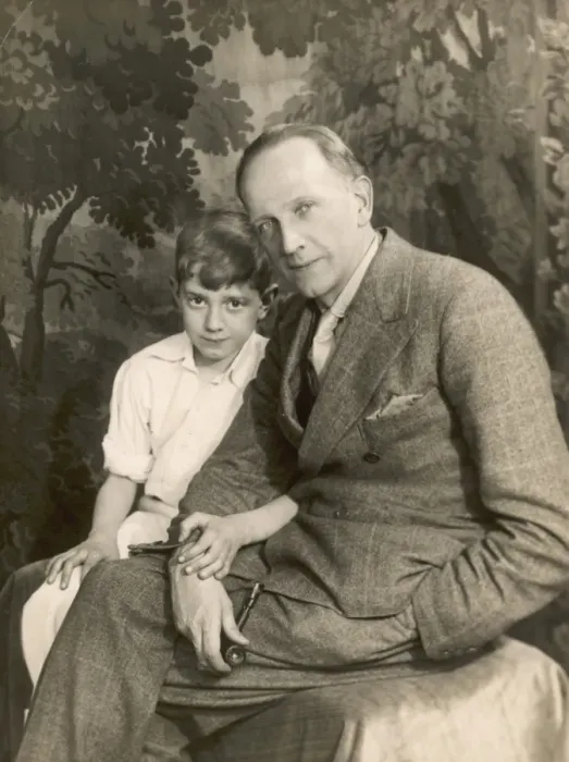 Gerahmter Druck : A.A.Milne mit Christopher Robin Gerahmter Druck : A.A.Milne mit Christopher Robin