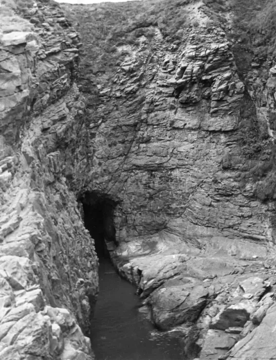 Gerahmter Druck : Abroth-Kavernen Gerahmter Druck : Abroth-Kavernen