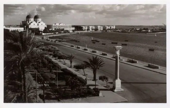 Gerahmter Druck : Benghazi, Libyen - Lungomare Gerahmter Druck : Benghazi, Libyen - Lungomare