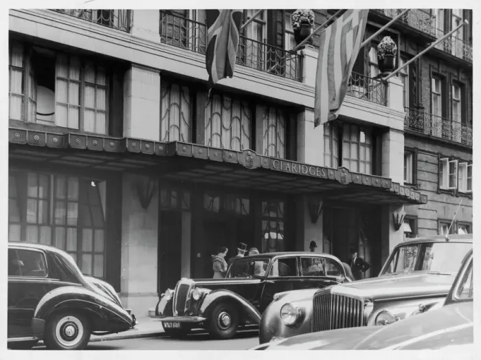 Gerahmter Druck : Klaridge-Hotel 1940er Jahre Gerahmter Druck : Klaridge-Hotel 1940er Jahre