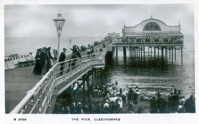Gerahmter Druck : Cleethorpes / Pier 1912 Gerahmter Druck : Cleethorpes / Pier 1912