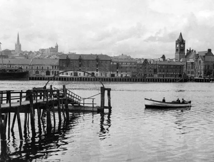 Gerahmter Druck : Derry oder Londonderry Gerahmter Druck : Derry oder Londonderry