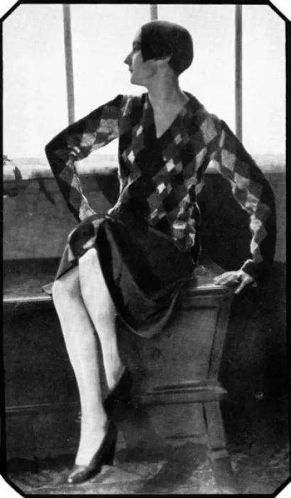 Gerahmter Druck : Eine Flapper-Mädchen Gerahmter Druck : Eine Flapper-Mädchen