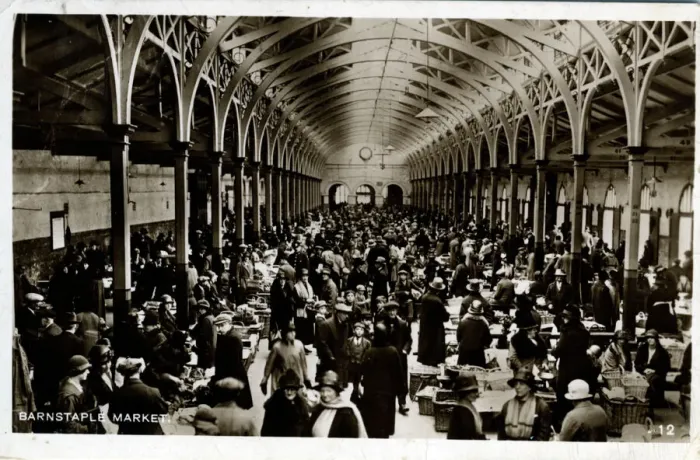 Gerahmter Druck : Innenmarkt, Barnstaple, Devon Gerahmter Druck : Innenmarkt, Barnstaple, Devon