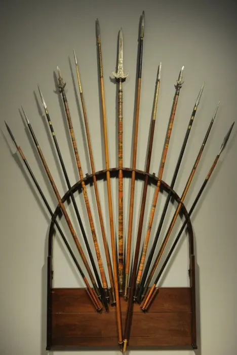 Gerahmter Druck : Javawar oder Krieg gegen Diponegoro, 1825 - 1830; Speerregal des Gouvernors Gerahmter Druck : Javawar oder Krieg gegen Diponegoro, 1825 - 1830; Speerregal des Gouvernors