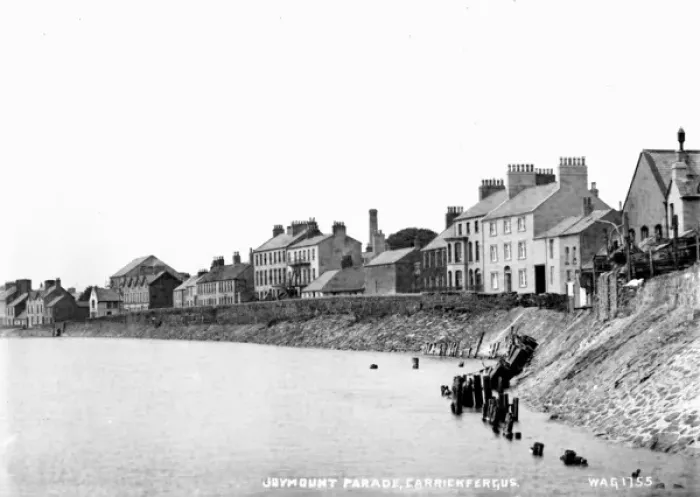 Gerahmter Druck : Joymount Parade, Carrickfergus Gerahmter Druck : Joymount Parade, Carrickfergus