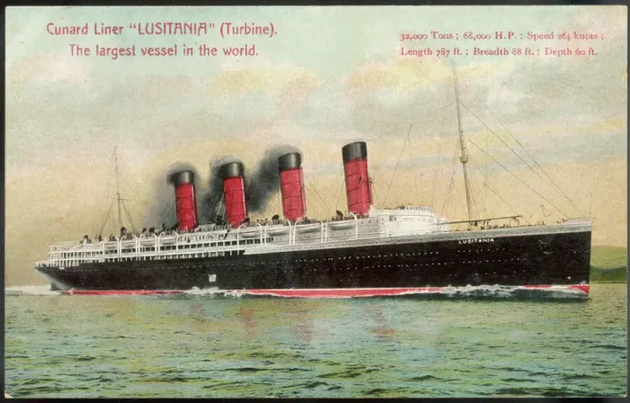 Gerahmter Druck : LUSITANIA. Zu Beginn ihrer Fertigstellung im Jahr 1907 war sie die größte Gerahmter Druck : LUSITANIA. Zu Beginn ihrer Fertigstellung im Jahr 1907 war sie die größte