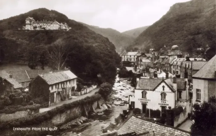 Gerahmter Druck : Lynmouth, Devon - Countisbury-Hügel Gerahmter Druck : Lynmouth, Devon - Countisbury-Hügel