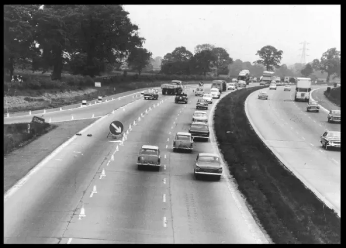 Gerahmter Druck : M1 Autobahn Gerahmter Druck : M1 Autobahn