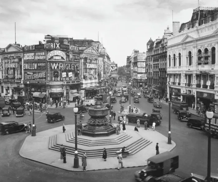 Gerahmter Druck : Piccadilly-Circus