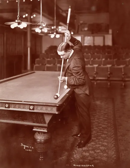 Gerahmter Druck : Spielchen Billard spielen Gerahmter Druck : Spielchen Billard spielen