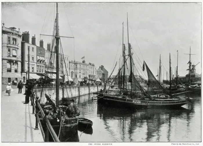 Gerahmter Druck : Ramsgate, Fotografie des Innenhafens. Jahrzehnte nach 1900