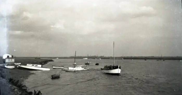 Gerahmter Druck : Der Fluss Crouch, Kent