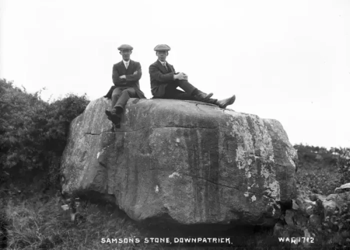 Gerahmter Druck : Samsons Stein, Downpatrick Gerahmter Druck : Samsons Stein, Downpatrick