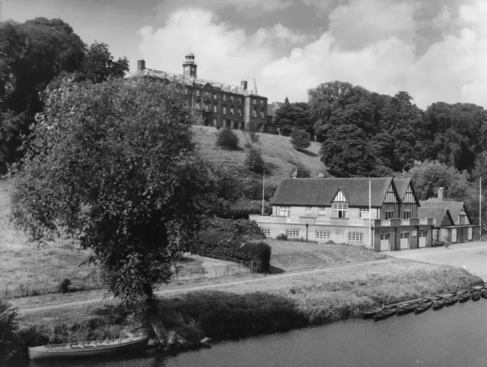 Gerahmter Druck : Schulzentrum Shrewsbury Gerahmter Druck : Schulzentrum Shrewsbury
