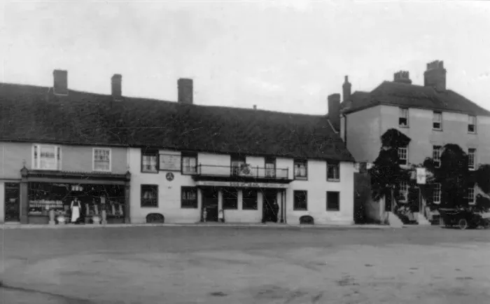 Gerahmter Druck : Die Quadrate, Lenham, Kent Gerahmter Druck : Die Quadrate, Lenham, Kent