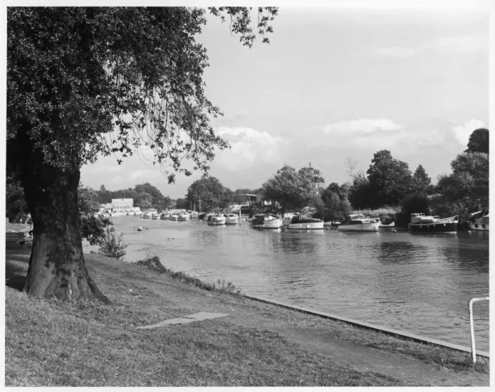 Gerahmter Druck : Der Themse bei Sunbury