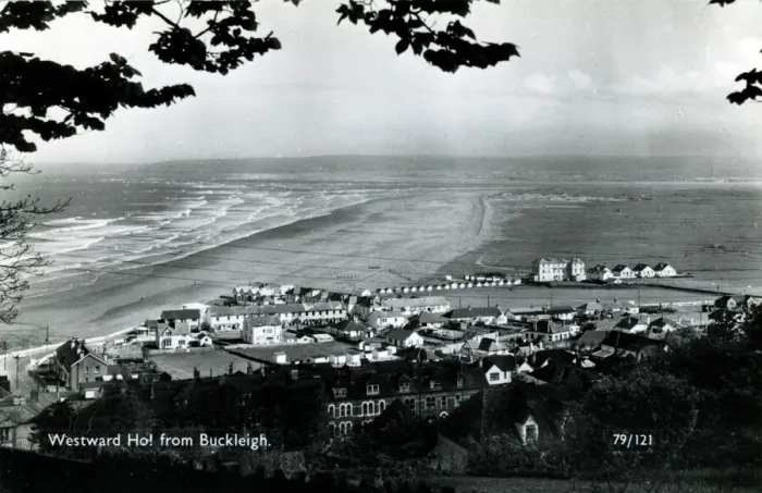 Gerahmter Druck : Die Stadt und Strände von Westward-Ho in der Devonschire Gerahmter Druck : Die Stadt und Strände von Westward-Ho in der Devonschire