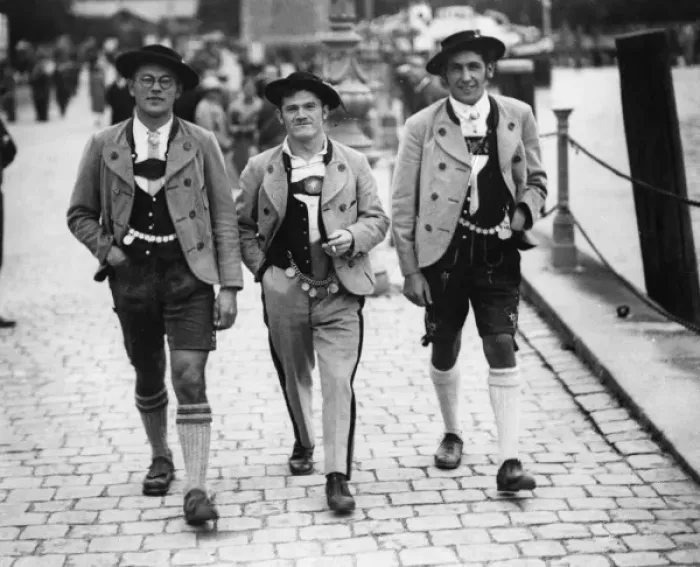 Gerahmter Druck : Traditionelle Deutsche Männer Gerahmter Druck : Traditionelle Deutsche Männer