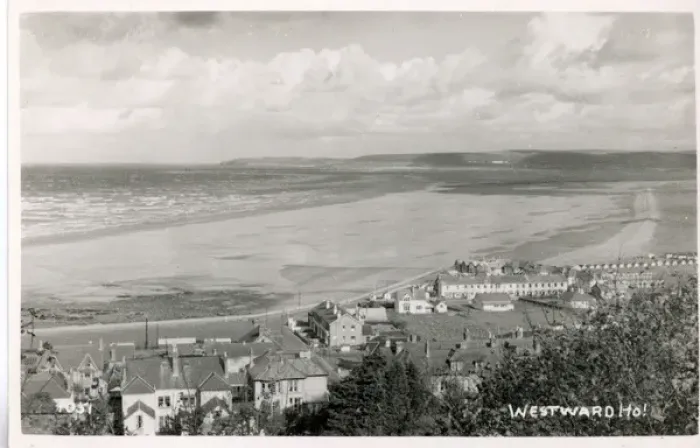 Gerahmter Druck : Blick auf die Stadt, Westwärts ho, Devon Gerahmter Druck : Blick auf die Stadt, Westwärts ho, Devon