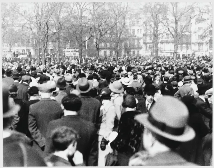 Gerahmter Druck : Arbeiter - Mai-Tag 1936