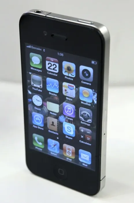 Gerahmter Druck : Apples iPhone 4 Mobiltelefon Gerahmter Druck : Apples iPhone 4 Mobiltelefon
