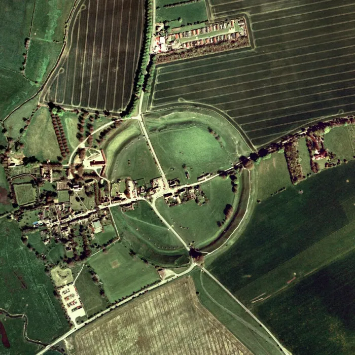 Gerahmter Druck : Hügellaufring von Avebury Gerahmter Druck : Hügellaufring von Avebury