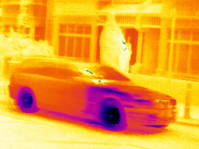 Gerahmter Druck : Kfz-Thermogram Gerahmter Druck : Kfz-Thermogram