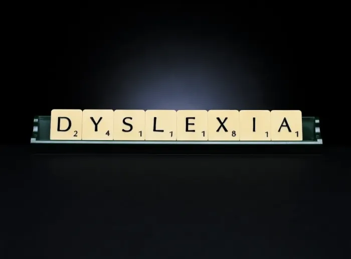 Gerahmter Druck : Dyslexia. Dysleksie ist eine angeborene und entwicklungsbedingte Störung Gerahmter Druck : Dyslexia. Dysleksie ist eine angeborene und entwicklungsbedingte Störung