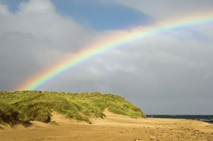 Gerahmter Druck : Regenbogen über Sanddünen Gerahmter Druck : Regenbogen über Sanddünen