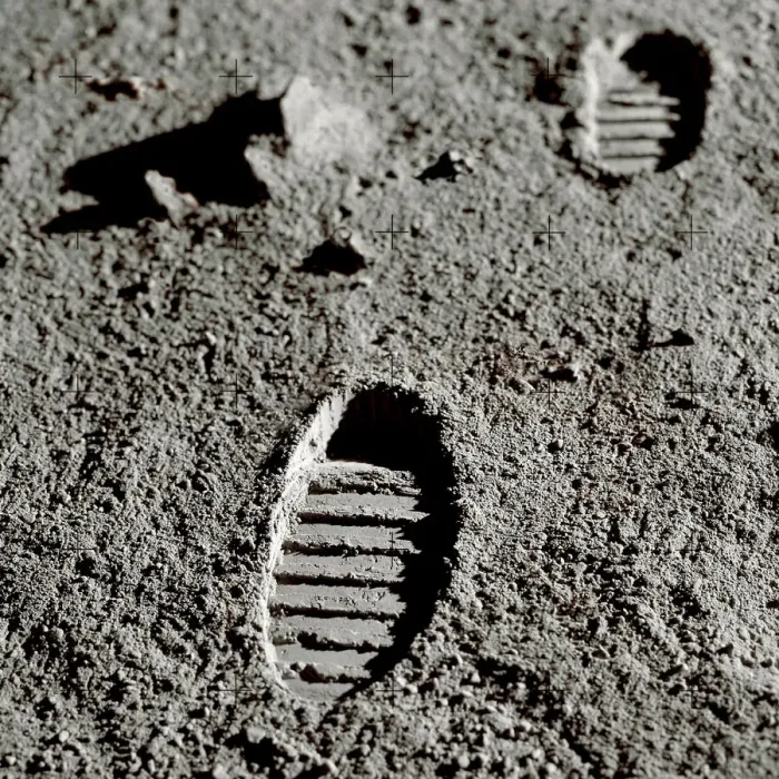 Gerahmter Druck : Astronauten Fußabdrücke auf dem Mond Gerahmter Druck : Astronauten Fußabdrücke auf dem Mond