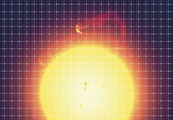 Gerahmter Druck : Sonnenlicht reflektiert an einem Solanellenbatteriepanel Gerahmter Druck : Sonnenlicht reflektiert an einem Solanellenbatteriepanel