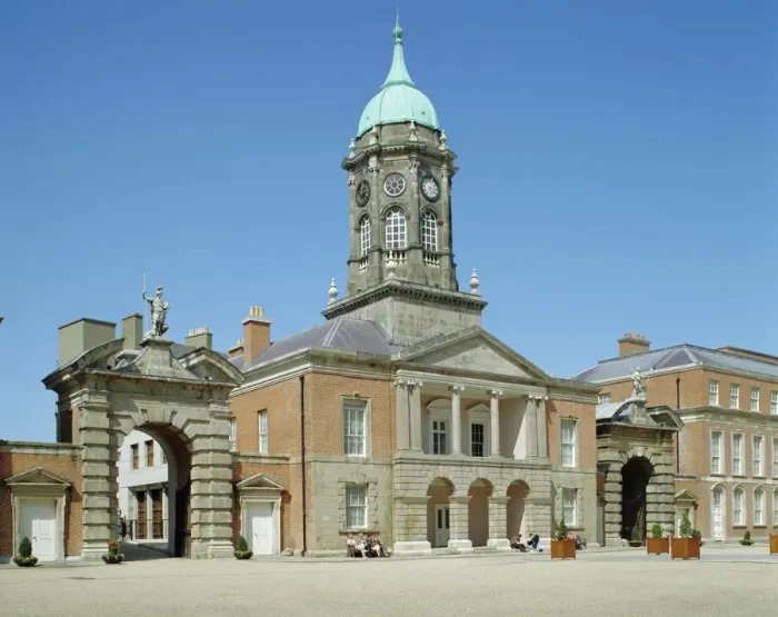 Gerahmter Druck : Dubliner Schloss