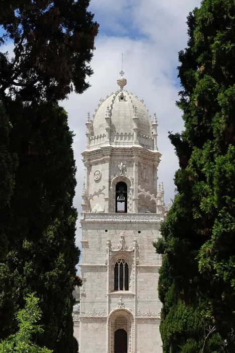 Gerahmter Druck : Der Jerónimos-Kloster oder Hieronymitenkloster, ein ehemaliges Kloster der Ordens von Sankt Hieronymus, Belém, Lissabon. Gerahmter Druck : Der Jerónimos-Kloster oder Hieronymitenkloster, ein ehemaliges Kloster der Ordens von Sankt Hieronymus, Belém, Lissabon.