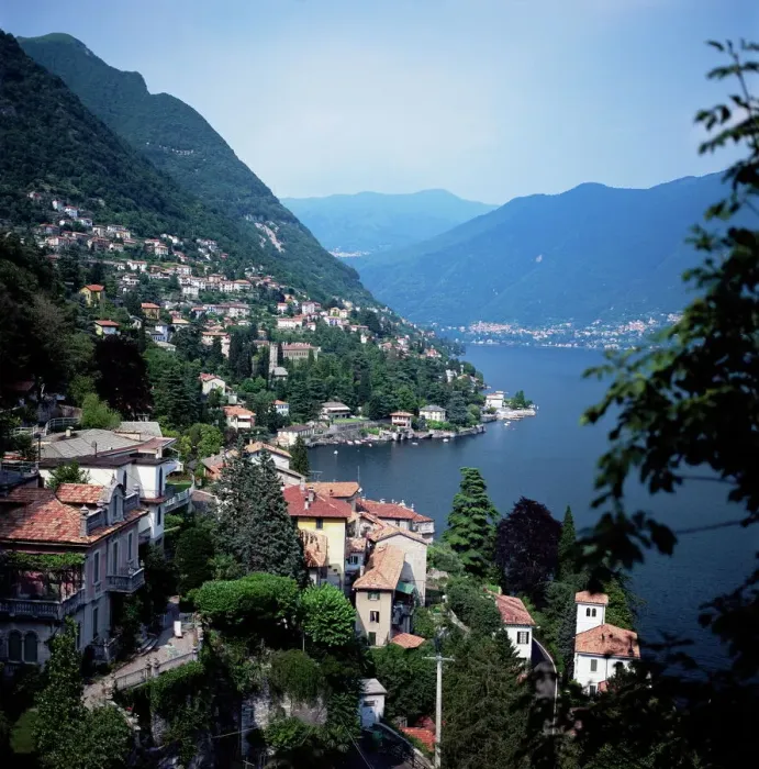 Gerahmter Druck : Burgsee Garda Gerahmter Druck : Burgsee Garda