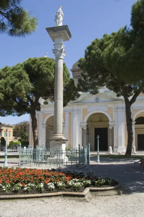 Gerahmter Druck : Platz Dom, Ravenna, Emilia-Romagna, Italien und Europa