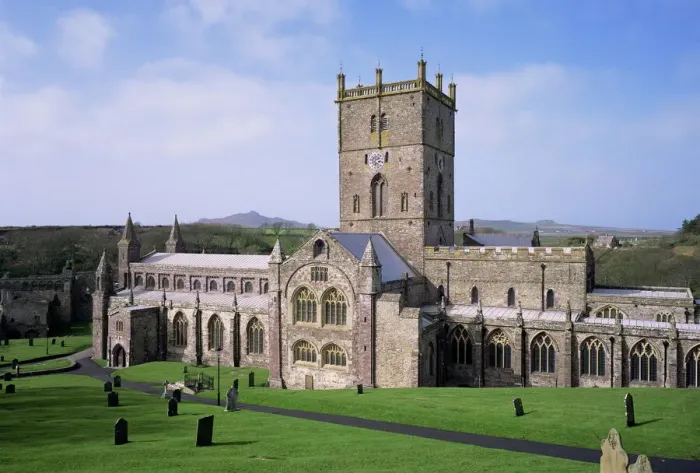 Gerahmter Druck : Dom St David in Pembrokeshire Gerahmter Druck : Dom St David in Pembrokeshire
