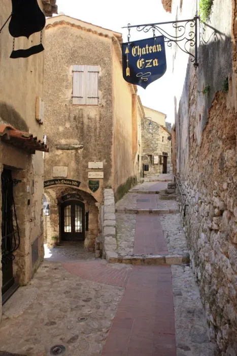 Gerahmter Druck : VLO6436. Dorf von Eze in der Provenz an der Kôte d'Azur am französischen Gerahmter Druck : VLO6436. Dorf von Eze in der Provenz an der Kôte d'Azur am französischen