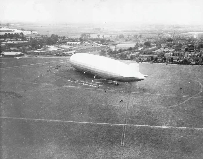 Gerahmter Druck : Flug, 14131690 Gerahmter Druck : Flug, 14131690