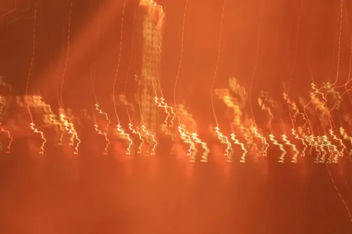 Gerahmter Druck : Red Lightning Gerahmter Druck : Red Lightning